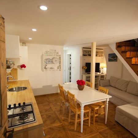 크레스 Barbarossa House With Parking 아파트 외부 사진